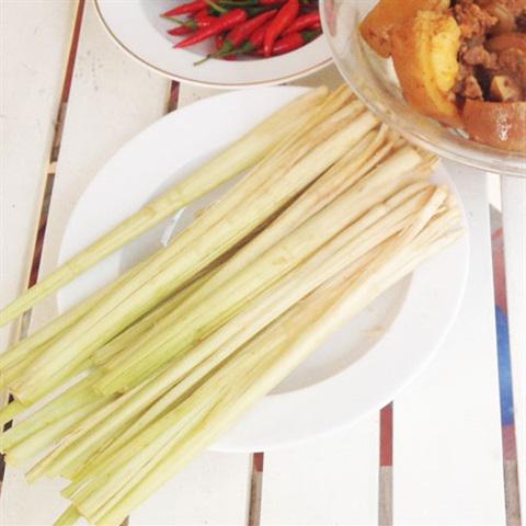 Cách làm lẩu đuôi bò