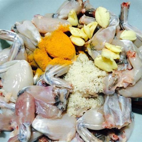 Cách làm lẩu ếch nấu măng