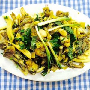 Cách làm lẩu ếch nấu măng