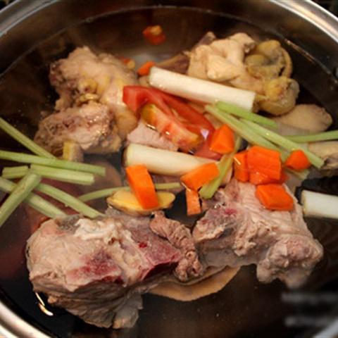 Cách làm lẩu gà cay