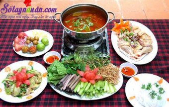 Lẩu gà chua cay cho ngày đông lạnh giá