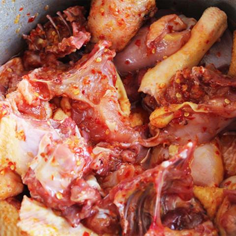 Cách làm lẩu gà lá giang