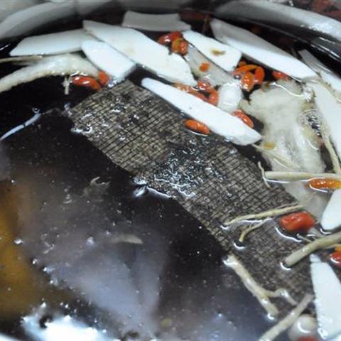 Cách làm lẩu gà ớt hiểm