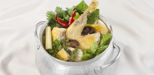 Lẩu gà ớt hiểm