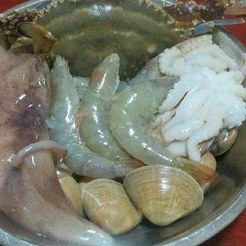 Cách làm lẩu hải sản