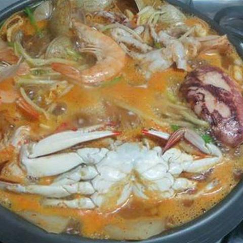 Cách làm lẩu hải sản