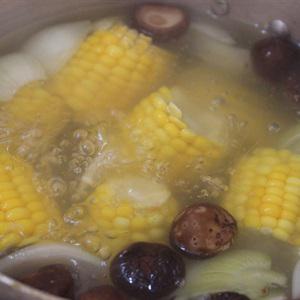 Cách nấu lẩu nấm bò tái