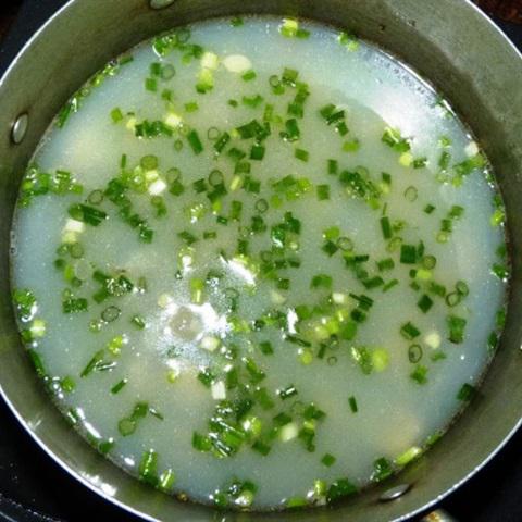 Cách làm lẩu nghêu hến