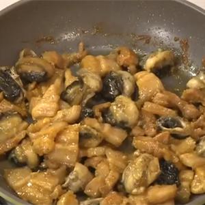 Cách làm lẩu ốc tía tô