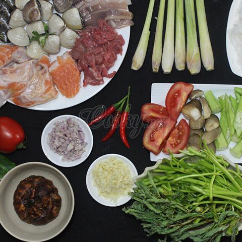 Cách nấu lẩu Thái hải sản chua cay