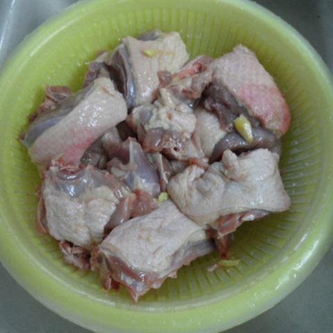 Cách làm lẩu vịt nấu chao