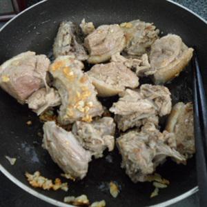 Cách làm lẩu vịt nấu chao