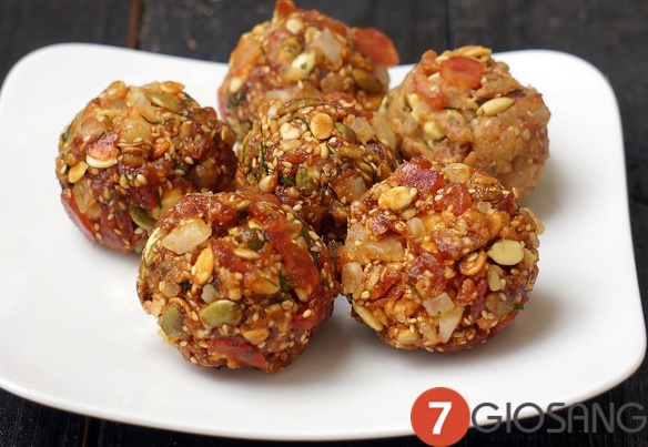 Lộ cách nấu bánh trung thu thập cẩm ngon hơn năm ngoái