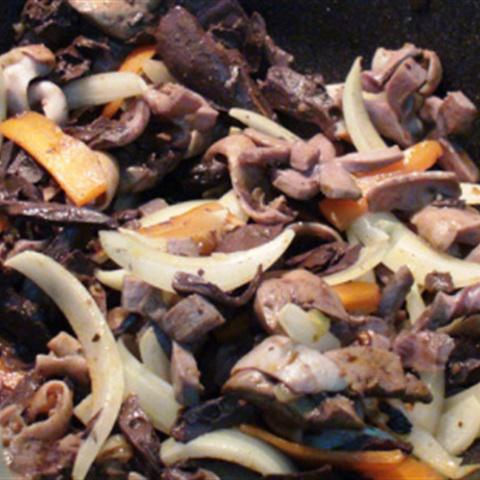 Cách làm lòng gà xào sa tế