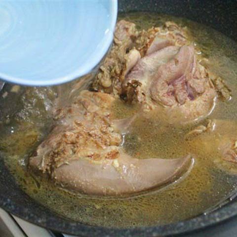 Cách làm lưỡi heo khìa nước tương