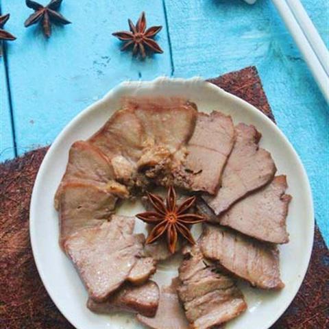 Cách làm lưỡi heo khìa nước tương