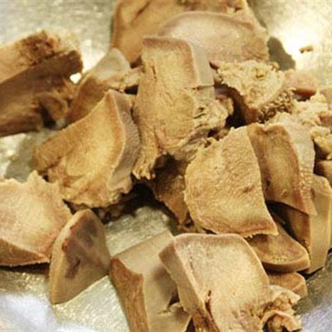 Cách làm lưỡi heo trộn dưa leo