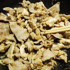 Cách làm lưỡi heo xào riềng sả