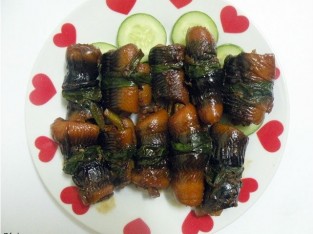 Lươn cuộn dưa leo