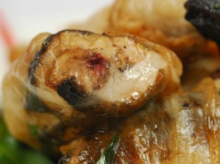 Lươn cuốn mỡ chài