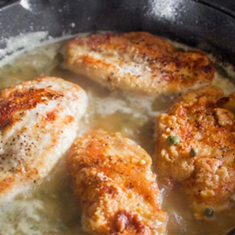 Cách làm lườn gà sốt chanh