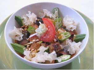 Lươn nhồi thịt heo um