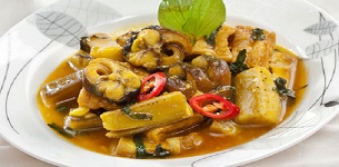 Lươn om chuối đậu