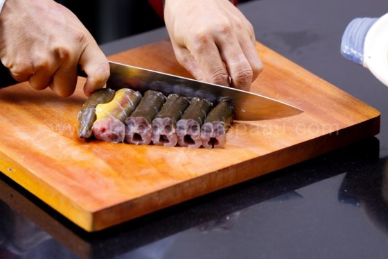 Lươn um lá nhàu món ngon bổ dưỡng