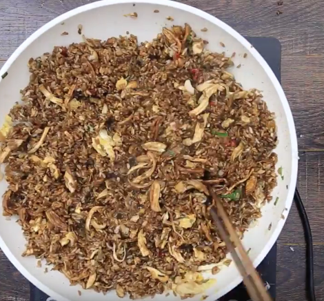 Mách bạn cách làm bánh bông lan cam tươi thơm ngọt, ăn hoài không chán