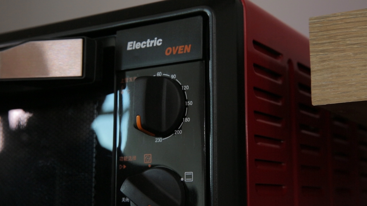 Mách bạn cách làm bánh nướng anh đào ngọt thơm tại nhà