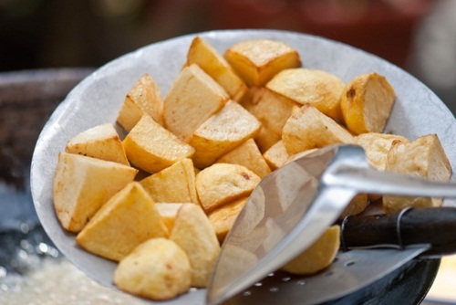 Mách bạn cách làm cá hấp bia, ăn là ghiền