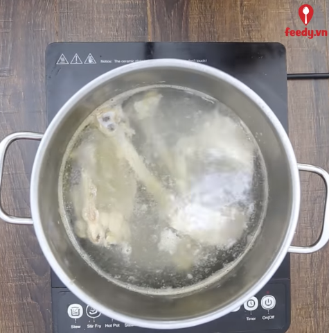 Mách bạn cách làm latte bí đỏ vị cay