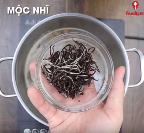 Mách bạn cách làm latte bí đỏ vị cay