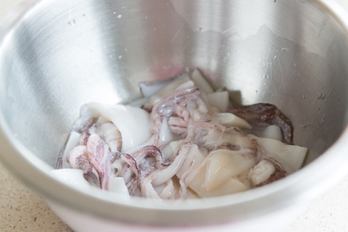 Mách bạn cách làm trứng muối siêu tốc chỉ sau 1 ngày