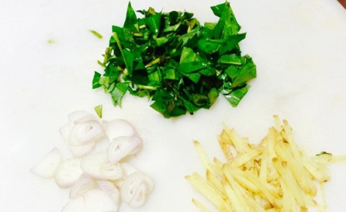 Mách bạn cách làm trứng nướng thơm ngon, lạ miệng, không lo độc hại ngay tại nhà