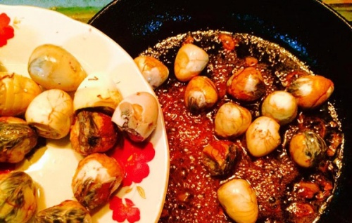 Mách bạn cách làm trứng nướng thơm ngon, lạ miệng, không lo độc hại ngay tại nhà