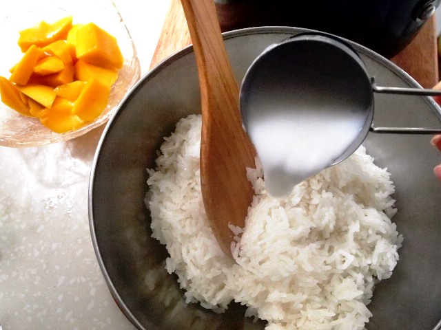 Mách bạn công thức làm bánh khoai lang nướng ngon tuyệt cú mèo