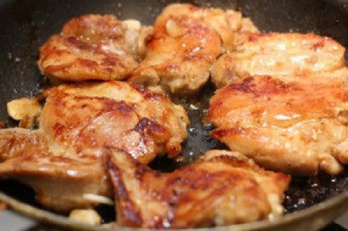 Mách bạn công thức sò xào tỏi thơm nức mũi