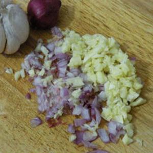 Cách làm mắm ruốc xào thịt