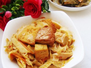 Măng kho chay cho thực đơn ăn chay ngày rằm