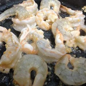 Cách làm măng tây xào tôm