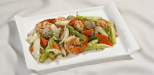 Măng tây xào tôm