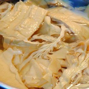 Cách làm măng xào tôm thịt