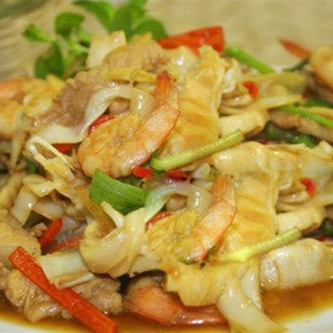 Cách làm măng xào tôm thịt