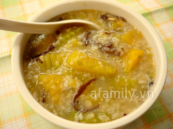 Mát bổ món chè bí đỏ đậu xanh