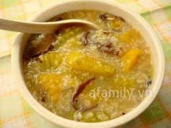 Mát bổ món chè bí đỏ đậu xanh