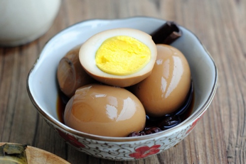 Mát trời làm thịt kho khoai sọ lạ miệng đưa cơm