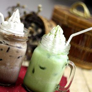 Cách làm matcha đá và cacao kem sữa