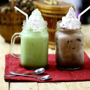 Cách làm matcha đá và cacao kem sữa