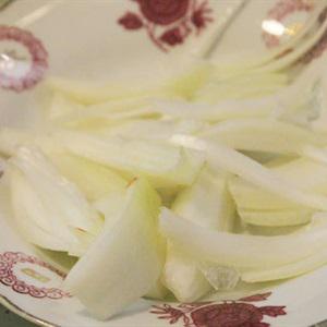 Cách làm mề gà xào đậu phộng